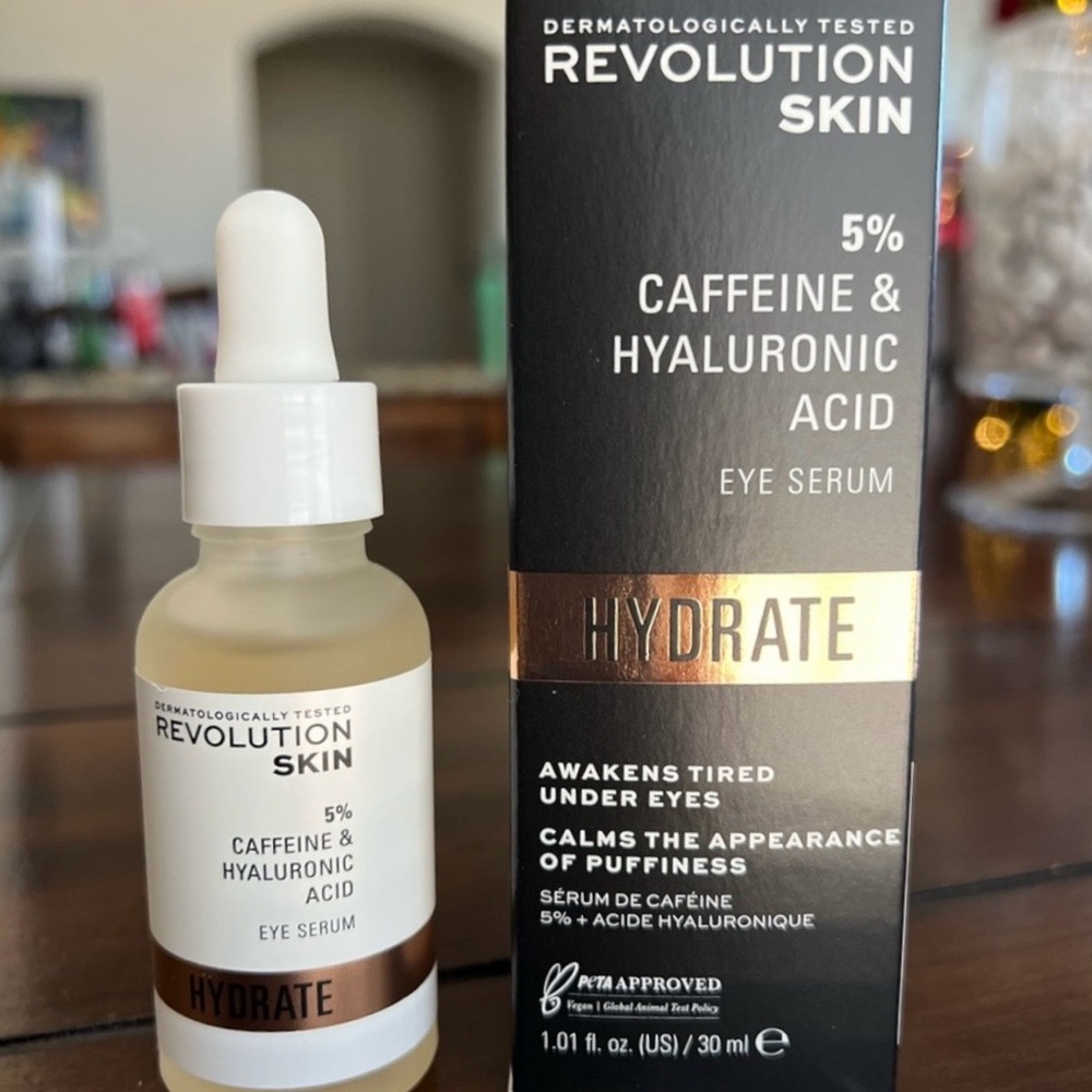 Revolution Skin Caffeine & Hyaluronic Acid Eye Serum - White and Black